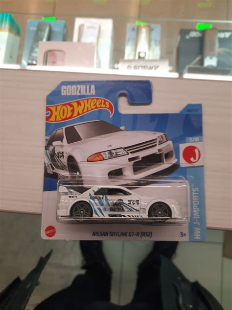 Hot Wheels Nissan Skyline GT R 32 Godzilla 250 грн Машинки Харків на Olx