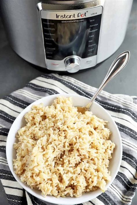 How To Cook Brown Rice In An Electric Pressure Cooker Foodal