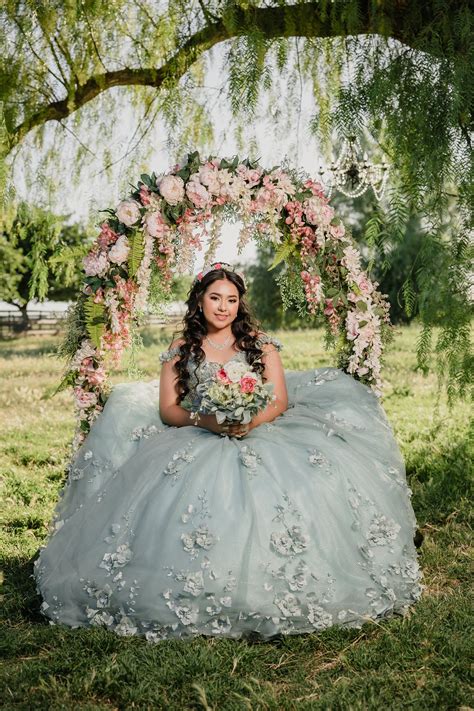 White Swan Castle West Ranch Quinceanera Andrea Lorenzo Tinoco