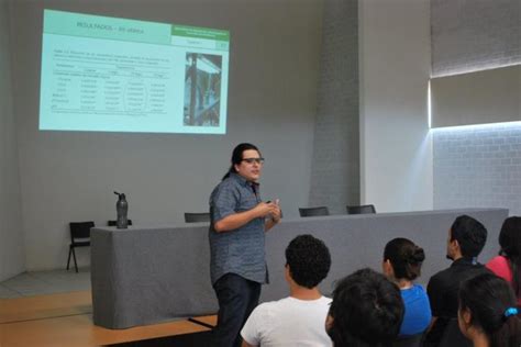 Imparten conferencia sobre humedales en CUCiénega