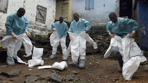 Ebola Cases Could Soar To 10 000 A Week Cnn