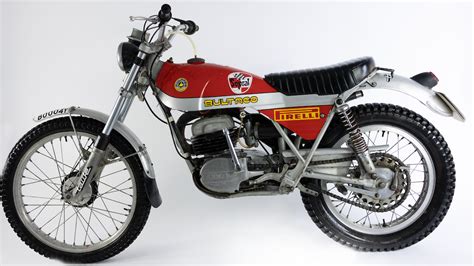 Bultaco Sherpa T350 Espíritu Racer Moto