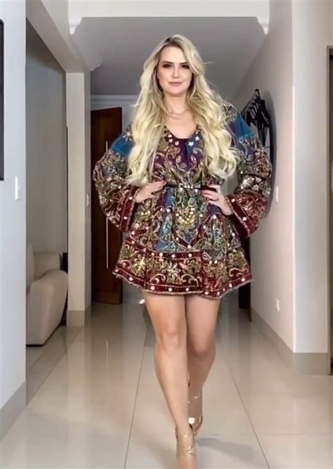 Notícias Veja os looks dos ex participantes para a final do Big