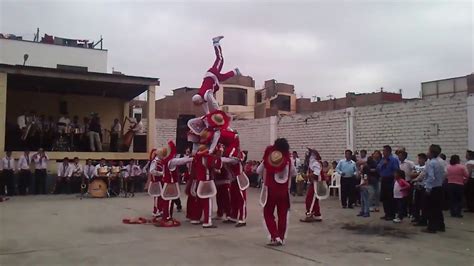 Abuelitos Acrobaticos Huaribamba Youtube