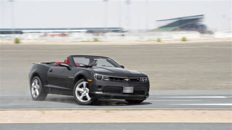 2014 CHEVROLET Camaro RS Convertible Review - autoevolution