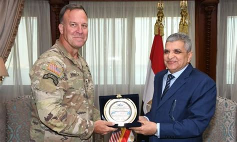 US CENTCOM Commander Hails Egypts Vision To Develop Suez Canal In