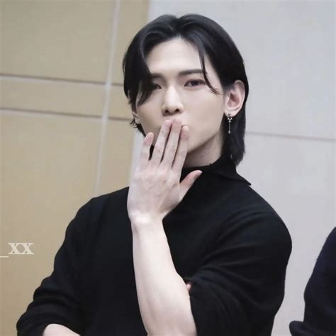 Pin By Irlus On Babe DobermanYeosang Quick Babes