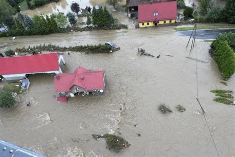 Central Europe Flooding Leaves 16 Dead In Romania Poland Czech