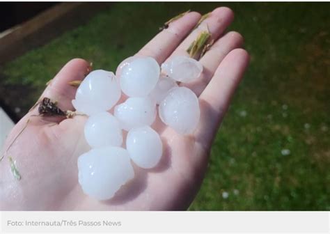 Coluna De Geral Rs Chuva Acompanhada De Granizo Assusta Moradores De