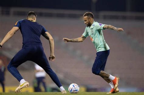 Recuperado Da Lesão Neymar Faz Primeiro Treino Com Bola