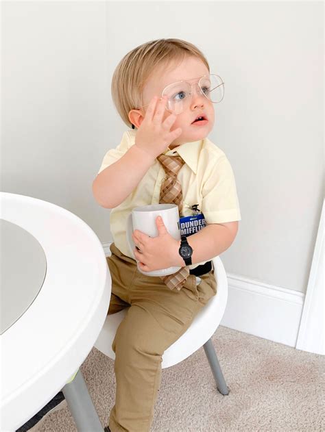 Dwight halloween costume – Artofit