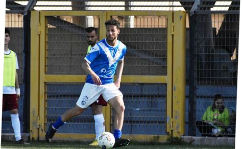 Trani Calcistica Esulta Per Un Altra Promozione Luca Di Modugno