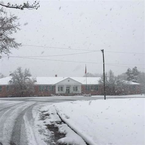 Weogufka High School - Home