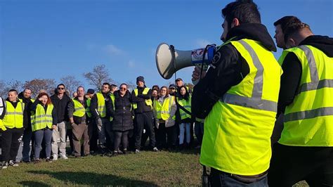 Premi Re Assembl E G N Rale Des Gilets Jaunes Du Val Doise Le Parisien