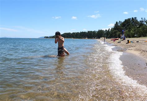 この夏は琵琶湖で”湖水浴”デビュー！海水のベタつきよさらば！泳げる湖水浴場7選 しがトコ