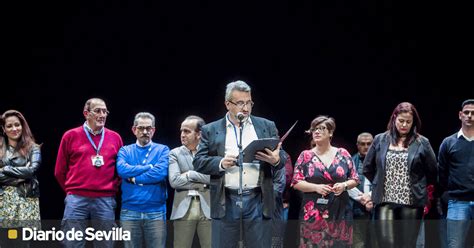 Siete Agrupaciones Sevillanas Pasan A Cuartos Del Concurso De Carnaval