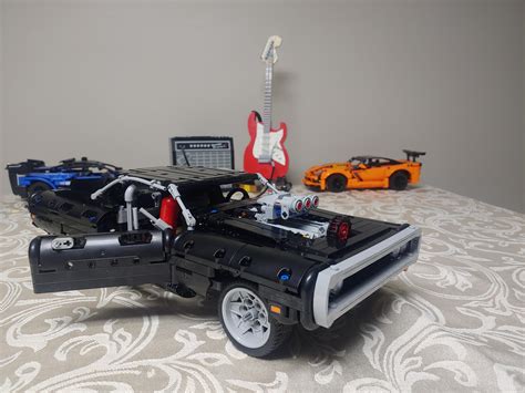 Dom's Dodge Charger : lego