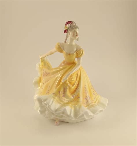 Figurka Porcelanowa Ta Cz Ca Dama Royal Doulton