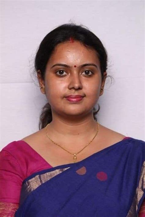 Mangala Bhabhi Hot Aunty 20 Photos Artofit