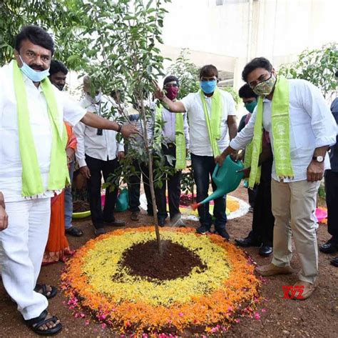 Hyderabad KT Rama Rao Inaugurates The Sixth Phase Of Telanganaku