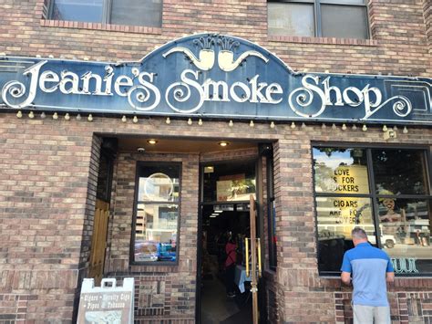 Lounge Review Jeanies Smoke Shop Is A 73 Year Old Utah Institution