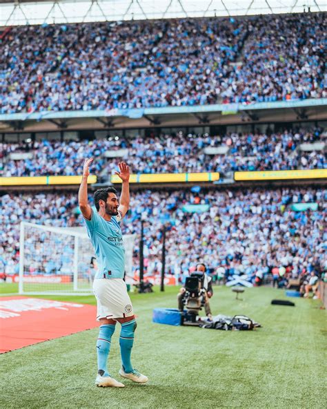 Golperu On Twitter 🚨 Últimominuto ¡siguen Sumando Trofeos Superando 2 1 Al Manchester United