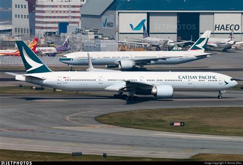 B Kpj Boeing Er Cathay Pacific Airways Ronnie Zhou Jetphotos