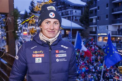 En Images Les Championnes Du Monde Julia Simon Et Justine Braisaz