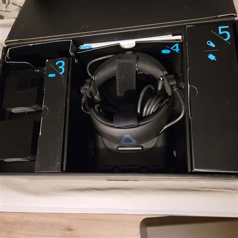 HTC Vive Cosmos Elite Complete VR System | Used | Jawa