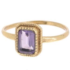 Rechteckiger Ring Aus Amethyst Mit Gezackter Kontur Gr E