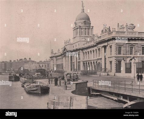 Custom House, Dublin Stock Photo - Alamy