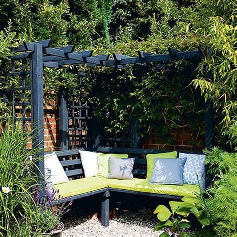 Corner Seating Areas Perfect For Small And Spacious Gardens Top Dreamer