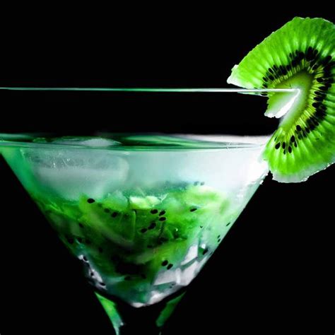 Kiwi Crush Cocktail Rezept Wodka Küßt Kiwi Gourmetmagazin