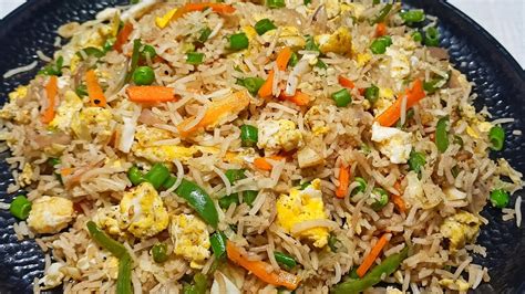 ರೆಸ್ಟೋರೆಂಟ್ ಸ್ಟೈಲ್ ಎಗ್ ಫ್ರೈಡ್ ರೈಸ್ Restaurant Style Egg Fried Rice