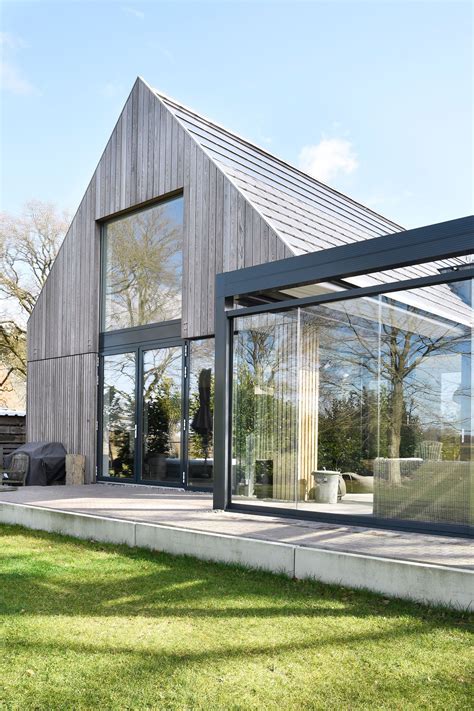 modern barn house 8