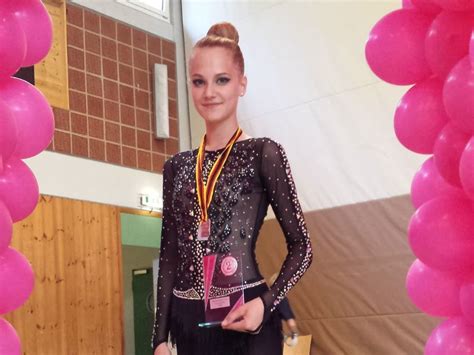 Htv Online De Hessens Beste Gymnastinnen Auf Titeljagd Bei Deutschland Cup