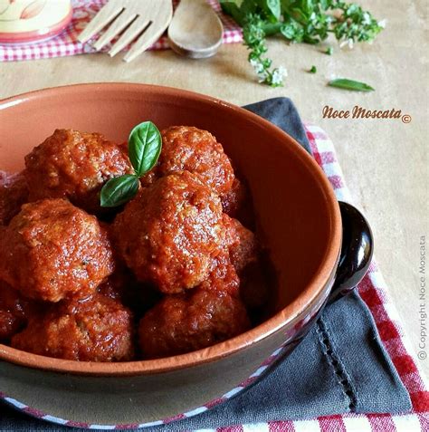 Polpette Al Sugo Morbidissime Ricetta Della Domenica