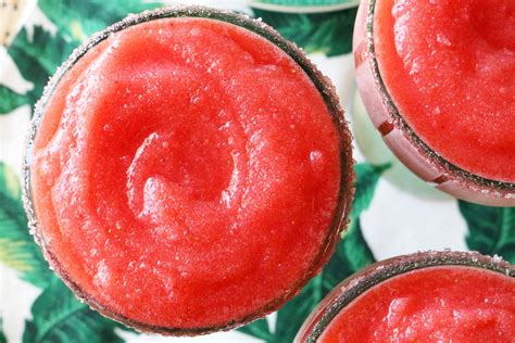 how to make strawberry margaritas at home