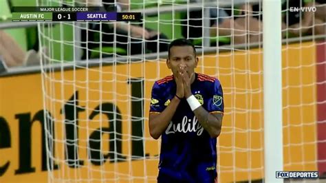 El brasileño Léo Chú perdona solo frente al portero y Seattle se pierde