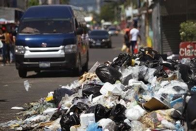 Persiste El Problema De Recolecci N De Basura En San Salvador La