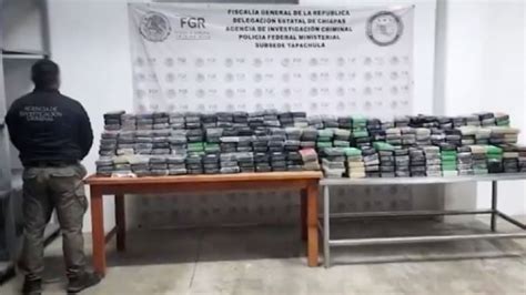 Chiapas FGR asegura media tonelada de cocaína en tráiler cargado con