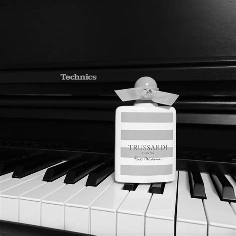 Trussardi Donna Pink Marina Trussardi perfume - a fragrance for women 2020