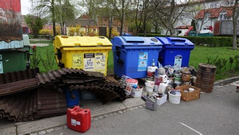 Svoz nebezpečného odpadu v místních částech Technické služby města