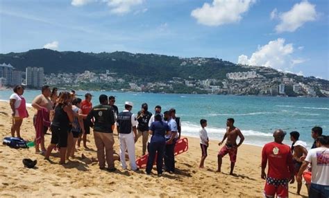 Muere Ahogado Turista De Cdmx En Playa Icacos De Acapulco