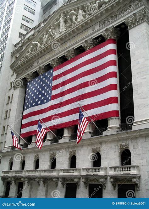 Wall Street Nyse Editorial Image Image Of Exchange Business 898890