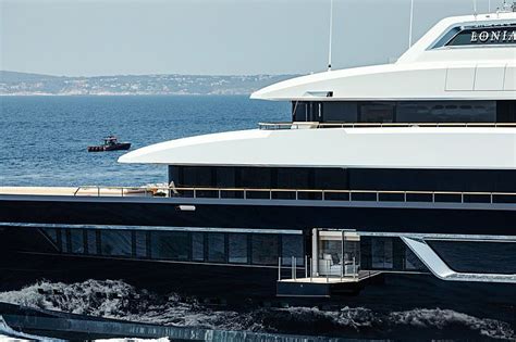 Feadship S 87m Yacht Lonian Unveiled SuperYacht Times Yacht Yacht