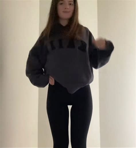 What are ‘legging legs’ on TikTok? New body trend sparks backlash - Dexerto