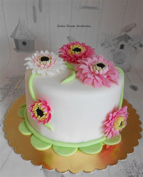 Gerbera Cake Decorated Cake By Lizzy Puscasu Cakesdecor