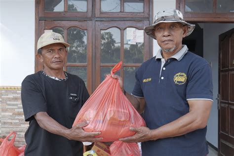 Bantu Sembako Untuk Korban Erupsi Semeru Warga Terima Kasih Yanmas