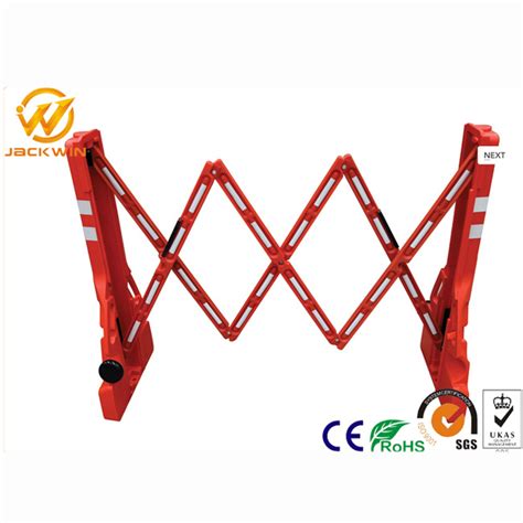 Traffic Removable Hdpe 2200mm Expanding Temporary Multi Gate Barrier